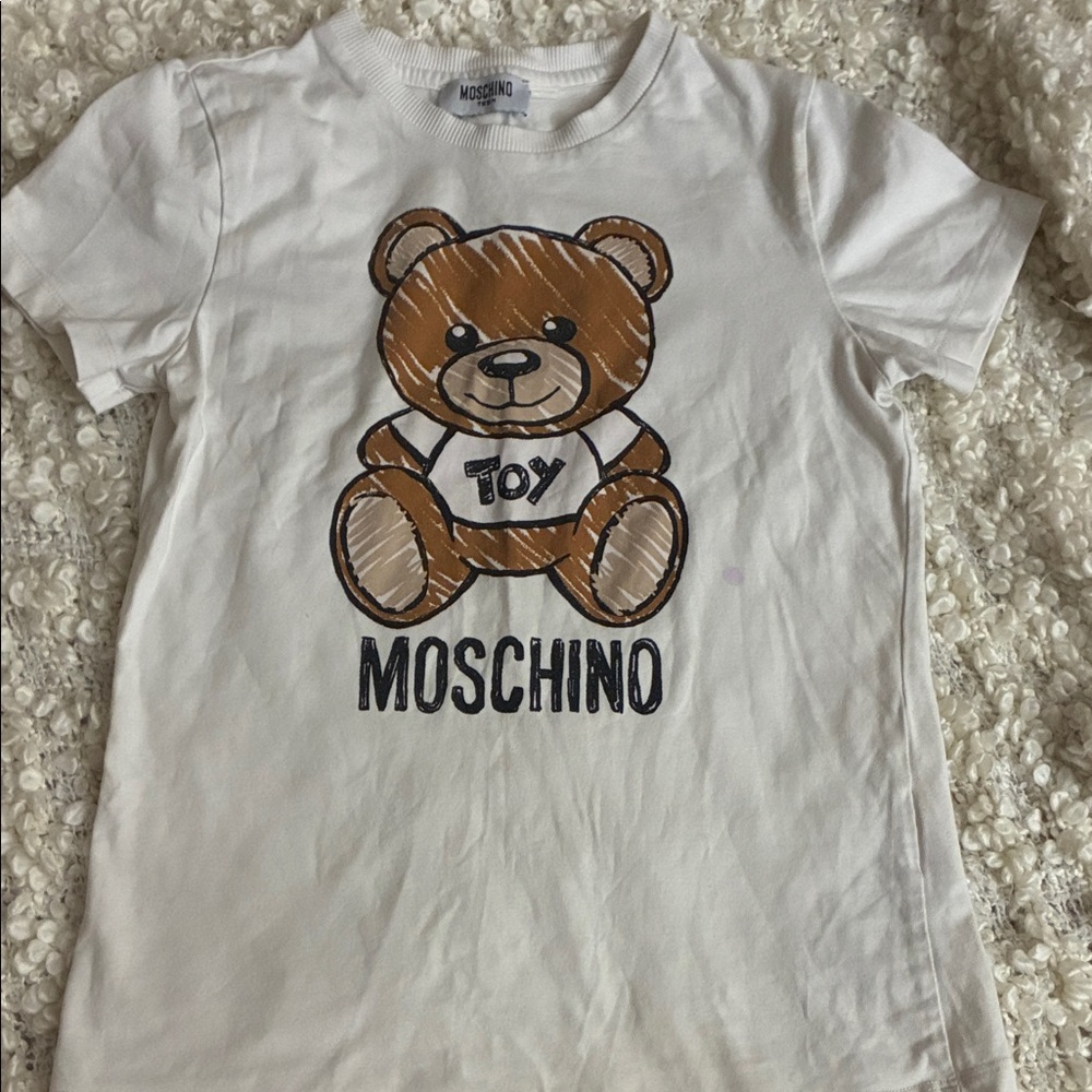 EUC Moschino T shirt 140cm